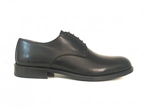 Derby in pelle nera