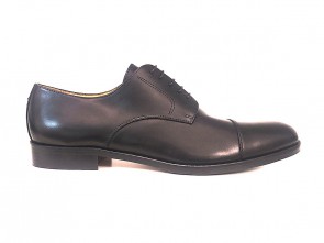 Derby in pelle nera