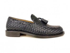 Mocassino con nappine in pelle intrecciata blu